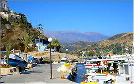 Agia Galini: By the port